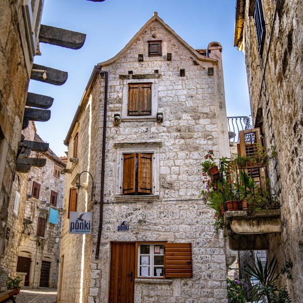 town 3